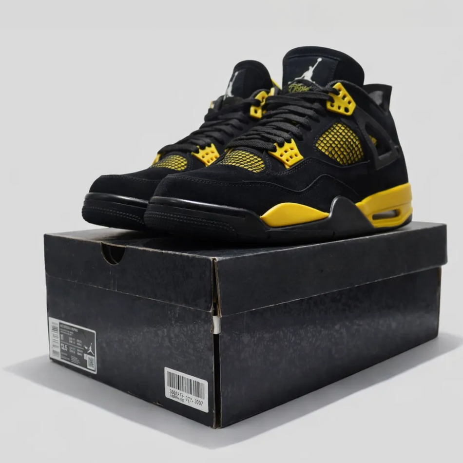 Jordan 4 Retro Thunder (2023) - Pre-worn - UK10 / US11